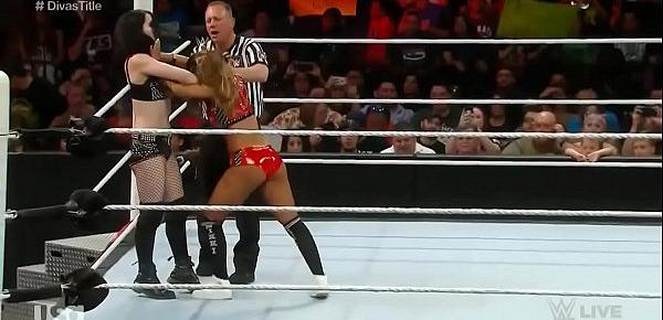  Nikki Bella vs Paige. Raw 6 1 15.